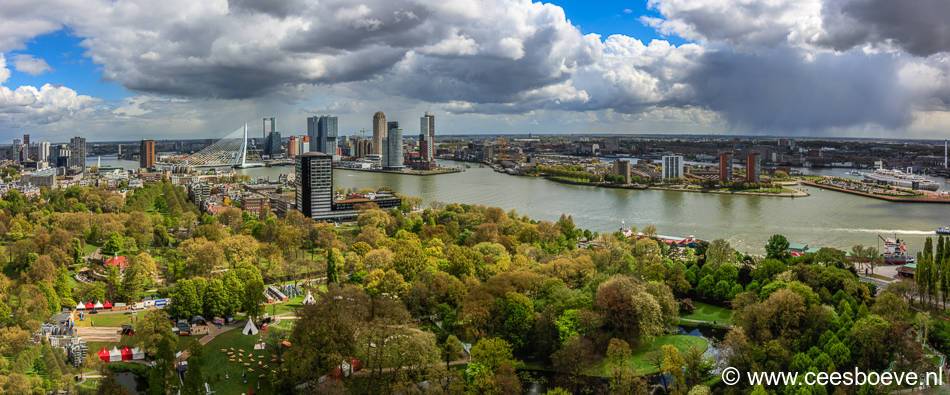 Rotterdam vanaf Euromast, 26 april 2017